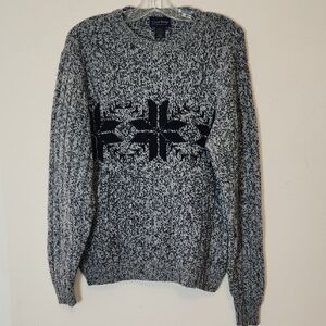 Vintage Club Room Navy and Gray Crewneck Wool Blend Snowflakes Sweater Sz M Mens